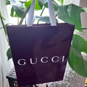 Gucci Shopping Bag